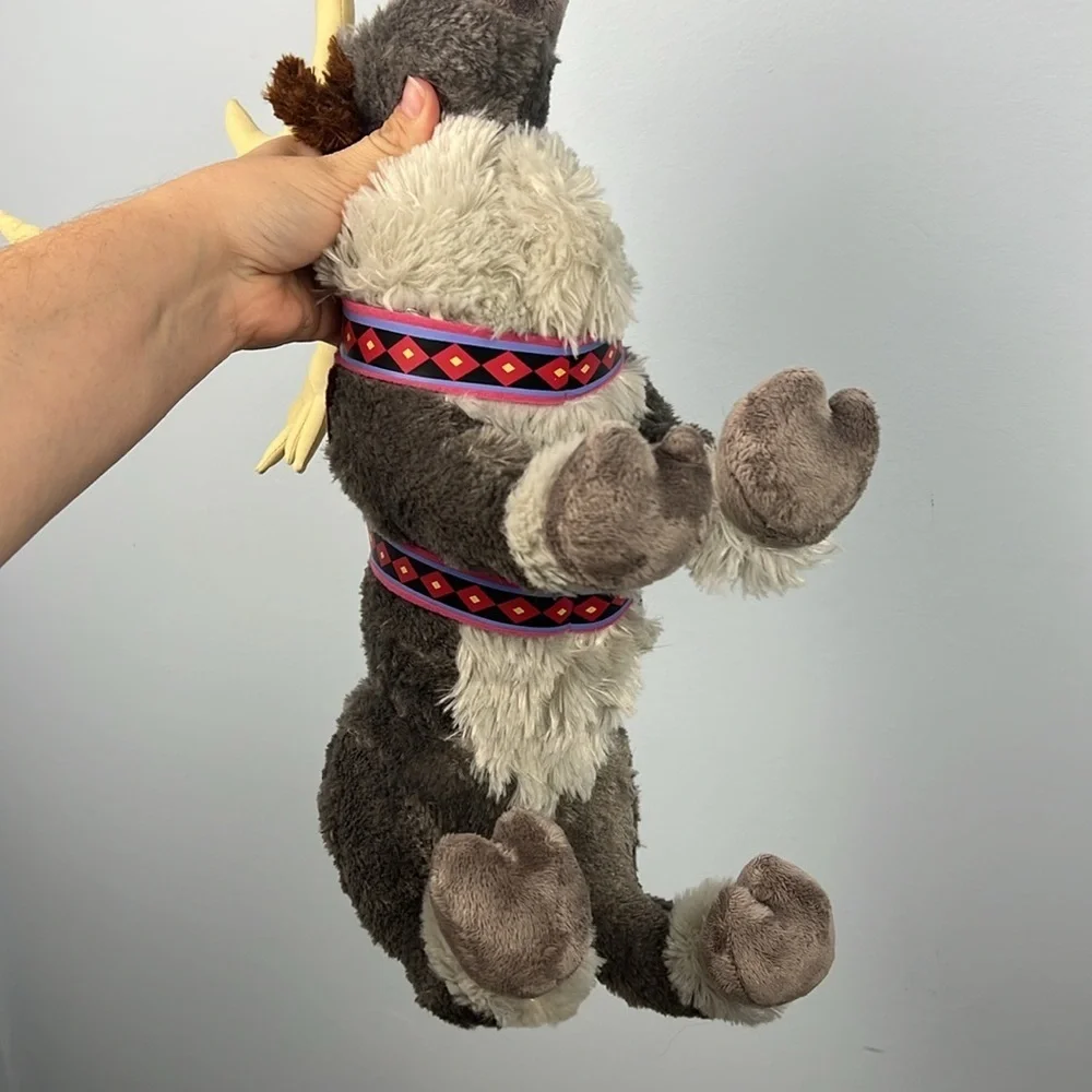 Disney Parks Sven Frozen stuffed plush reindeer Authentic parks souvenir